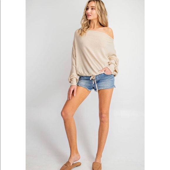 🛍NEW! Oatmeal Waffle Knit Top! - Picture 5 of 5